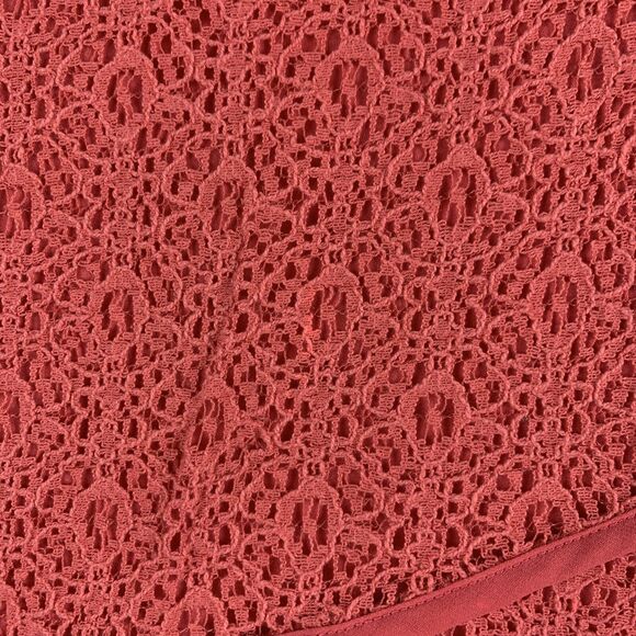 Maurices Womens Tank Top Blouse Size Medium Lace Sleeveless Keyhole Back Layered - Picture 10 of 10